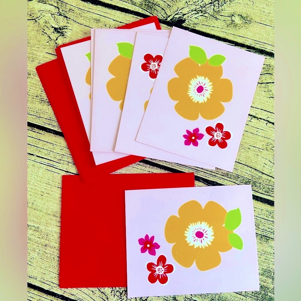NWT! Note cards set. Total 20 pieces: 10 cards + 10 envelopes
